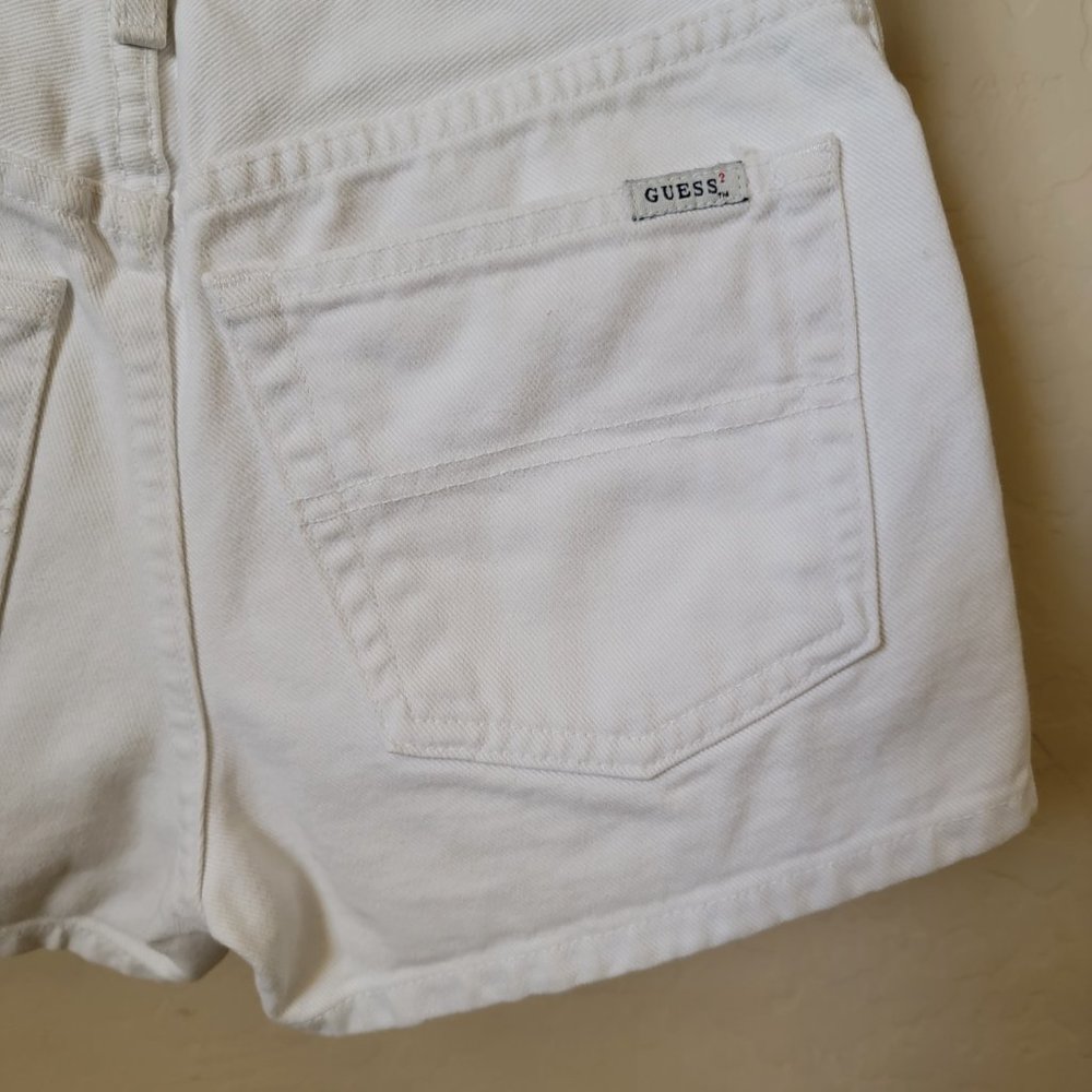 Vintage Guess Beaded Belt White Denim Jean Shorts - Picture 11 of 16